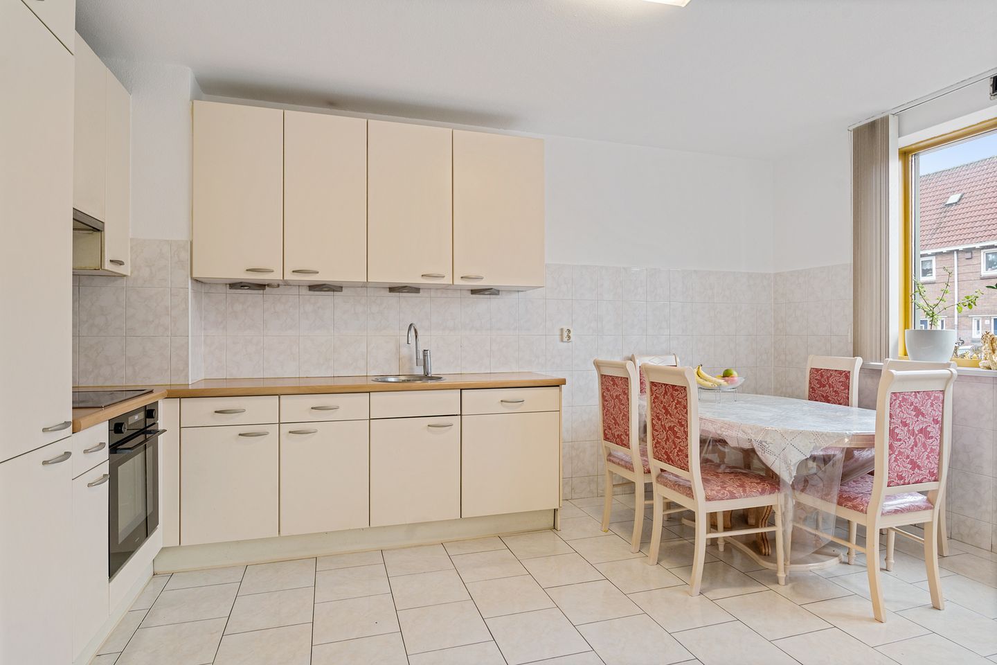 Photo 10 of Alberdingk Thijmstraat 17