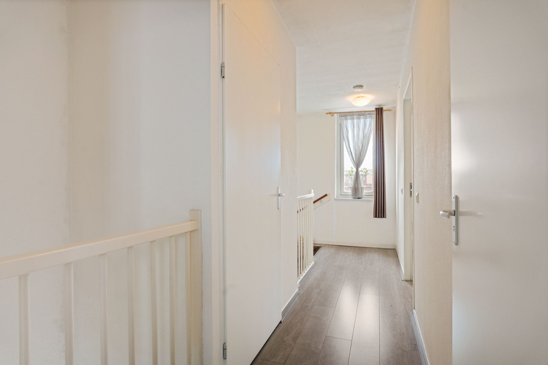 Photo 24 of Alberdingk Thijmstraat 17