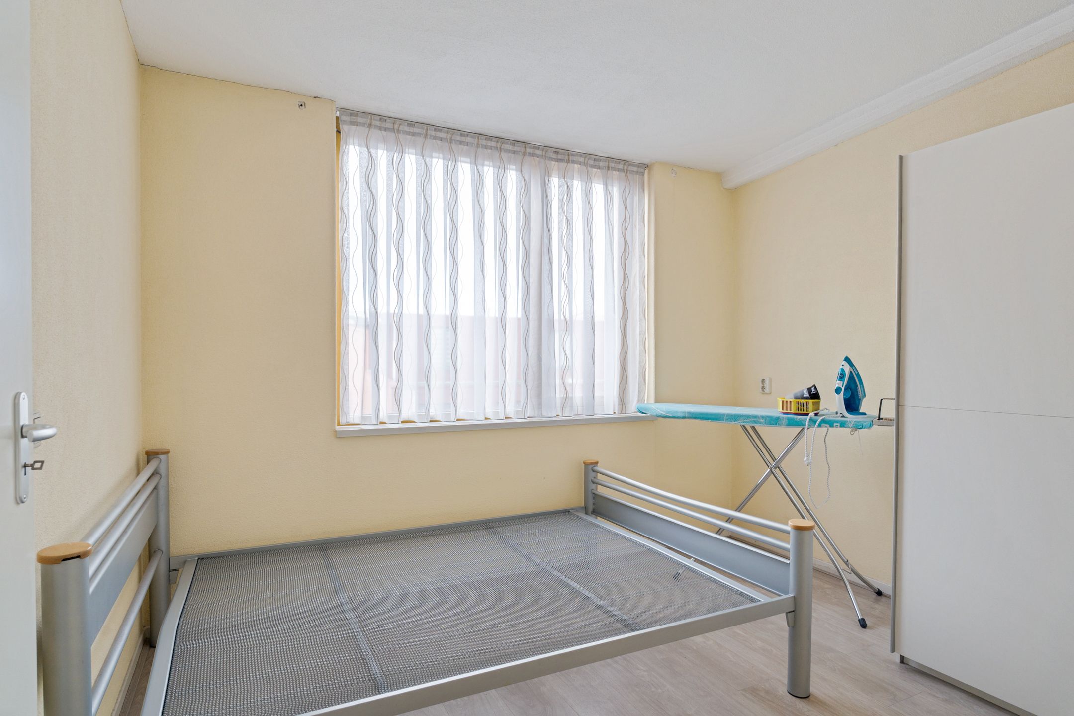 Photo 27 of Alberdingk Thijmstraat 17