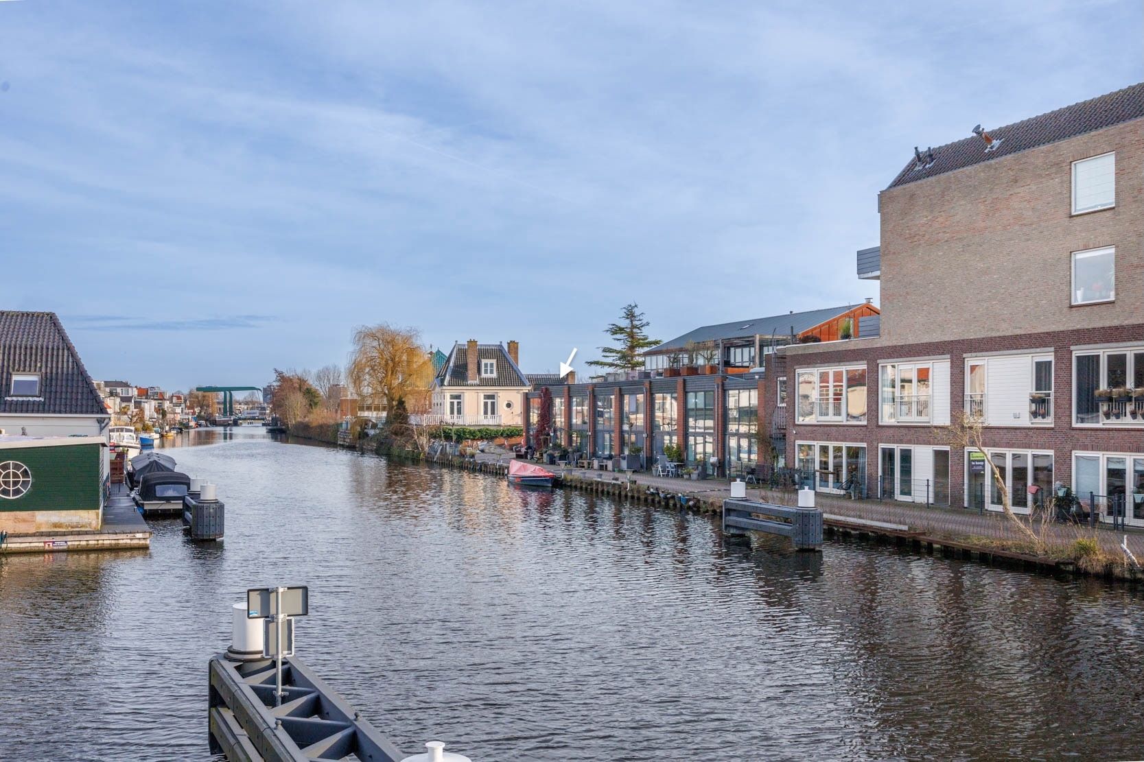 Overrijn 18, Leiden