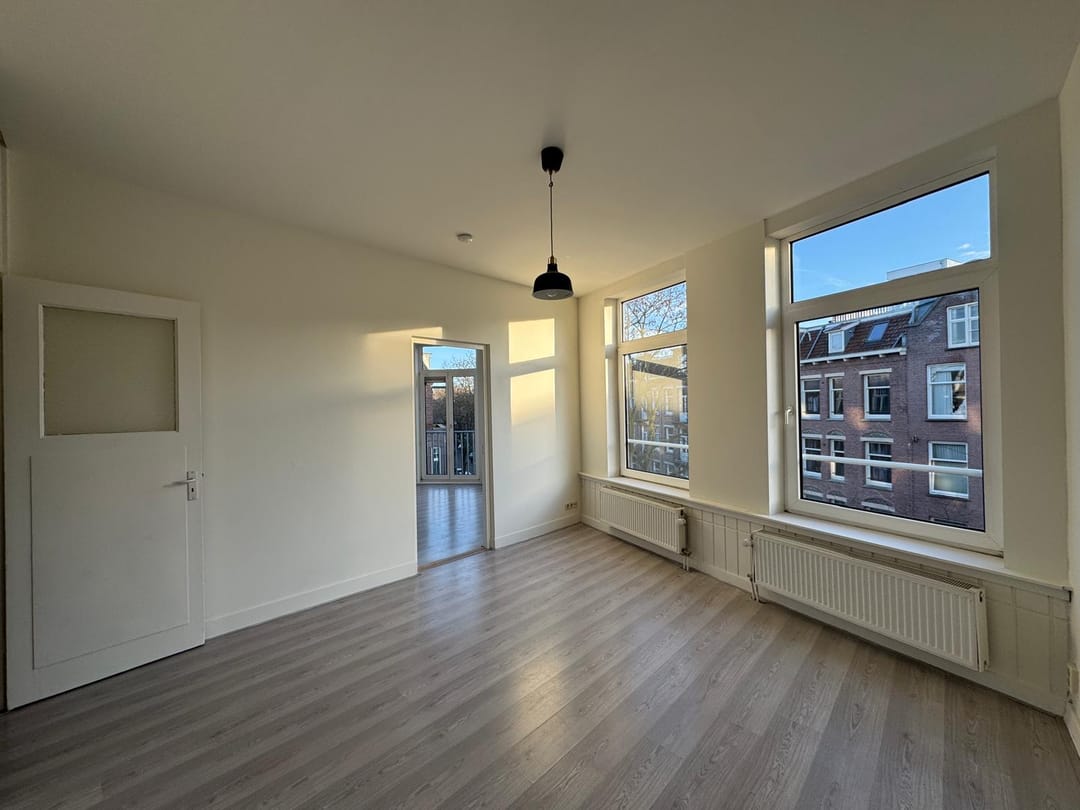 Foto 8 van Maarten Harpertszoon Trompstraat 12-3