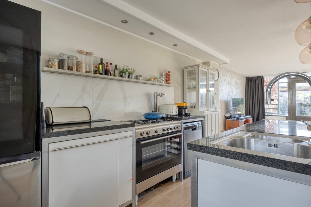 Foto 16 van Varenstraat 53