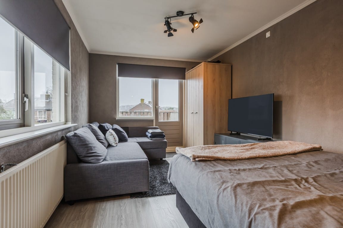 Photo 15 of Antwerpsestraatweg 495