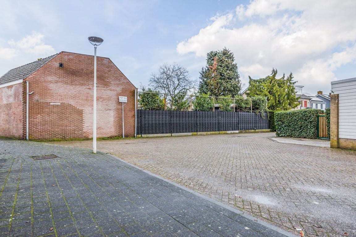 Photo 36 of Antwerpsestraatweg 495