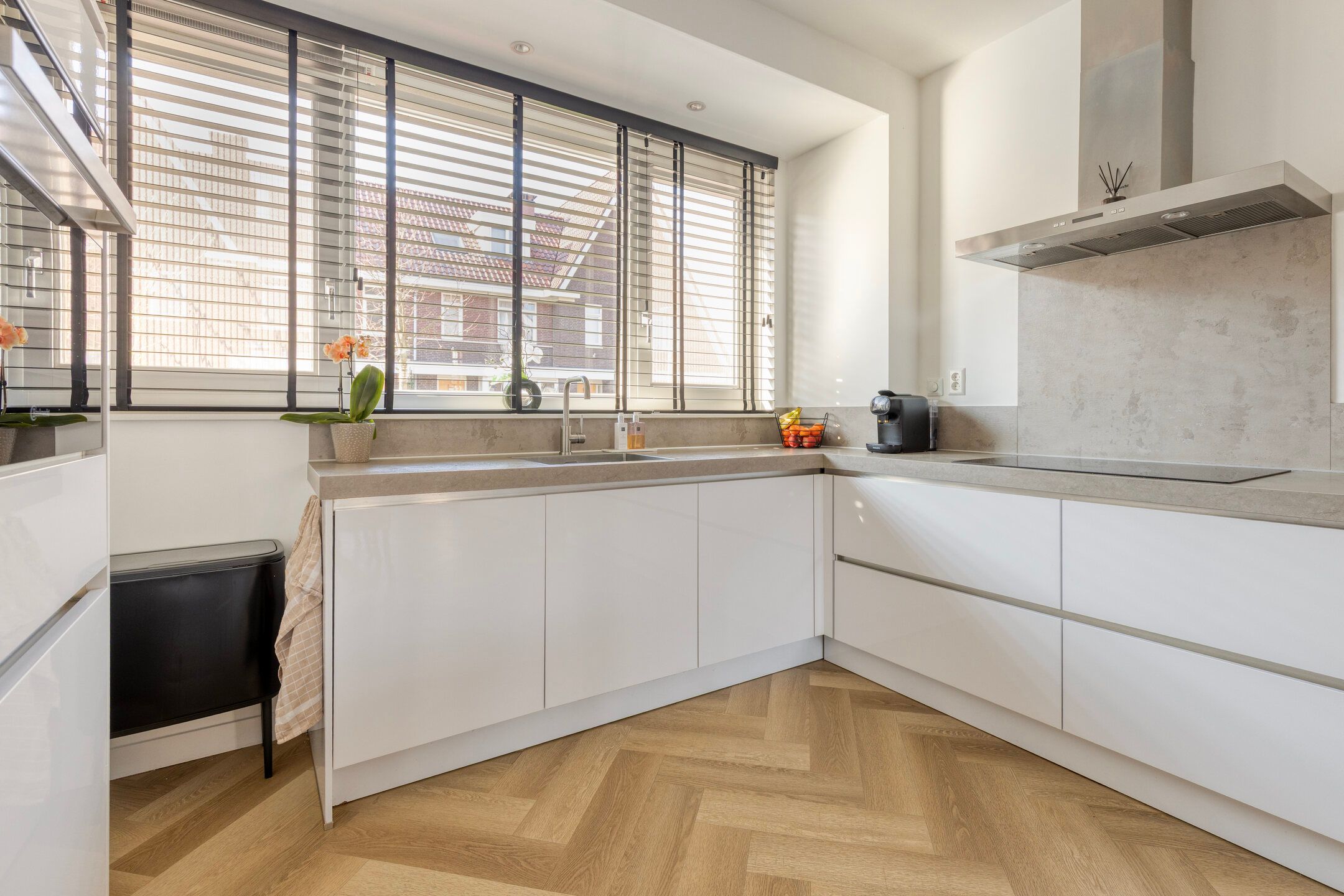 Foto 3 van Achterzoom 16