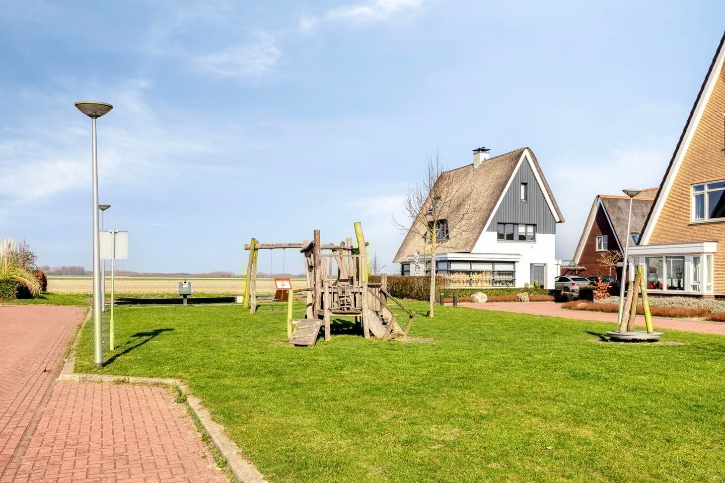 Foto 34 van Achterzoom 16