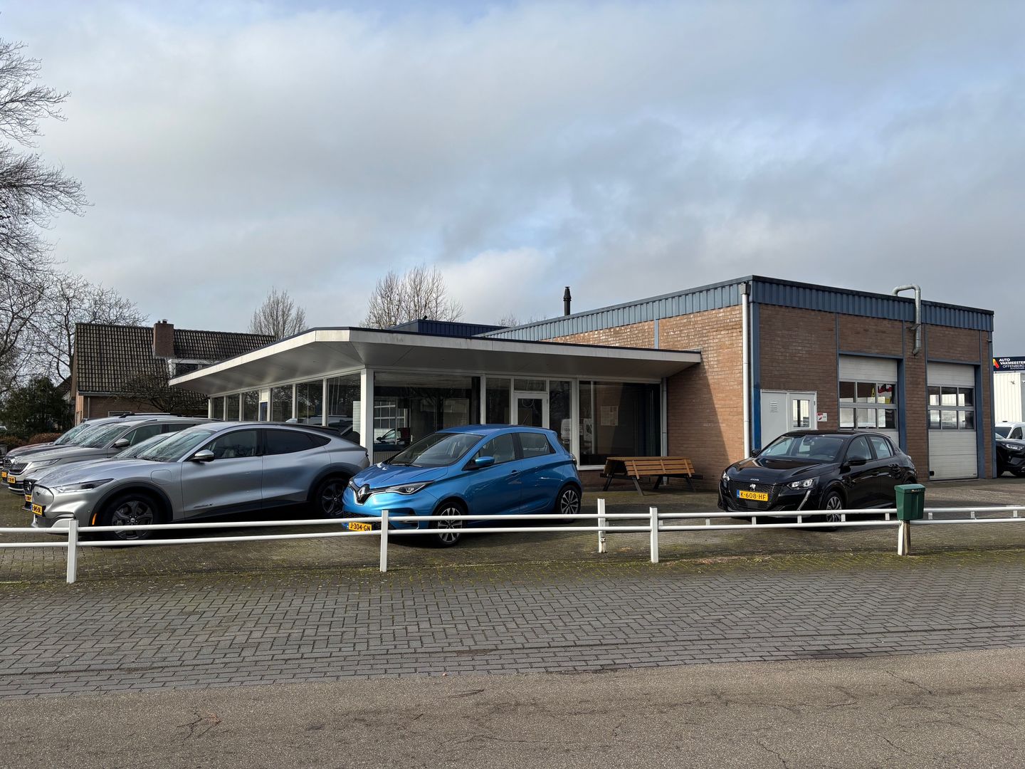 Bekijk foto 2 van 't Zeegsveld 1