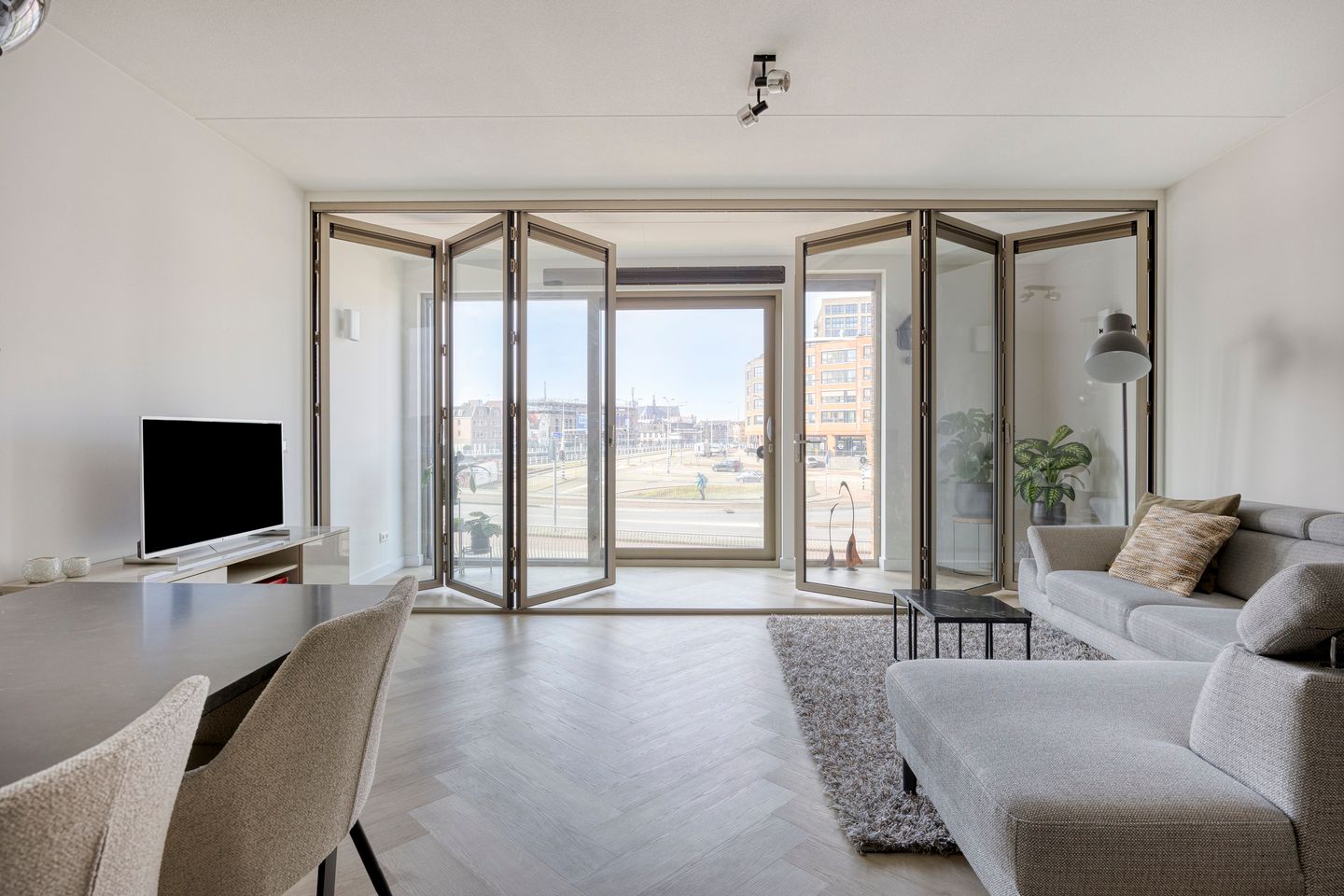 Foto 10 van Frieseweg 4-D