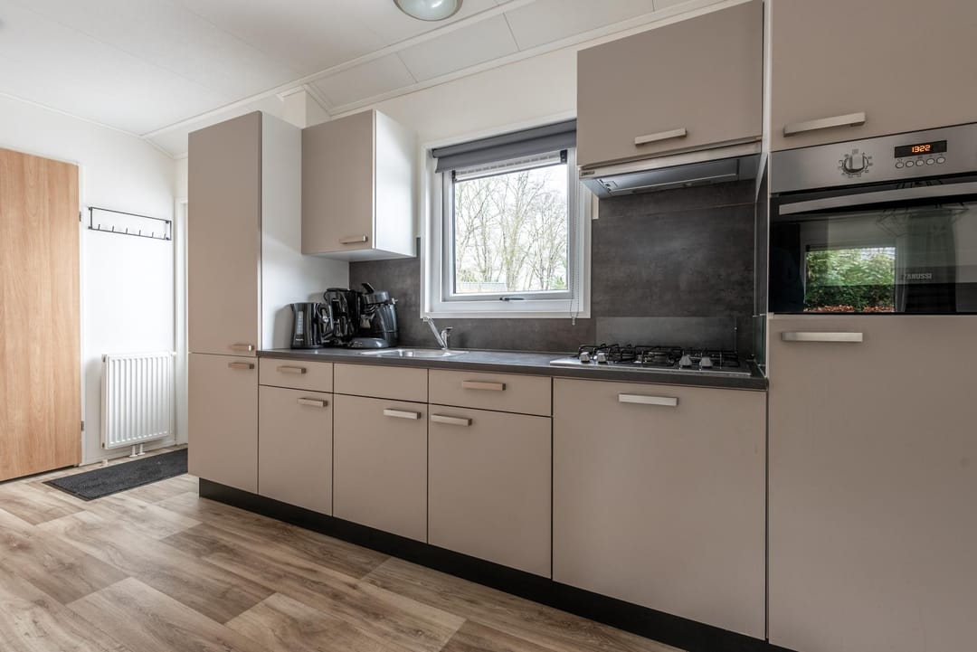 Foto 8 van Arnhemseweg 100-R819