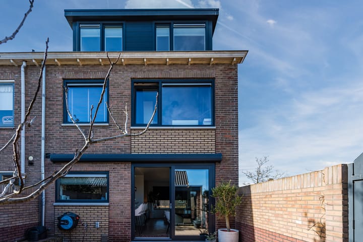 Photo 2 of Blauwe Distellaan 22