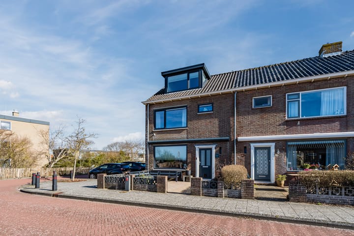 Photo 3 of Blauwe Distellaan 22