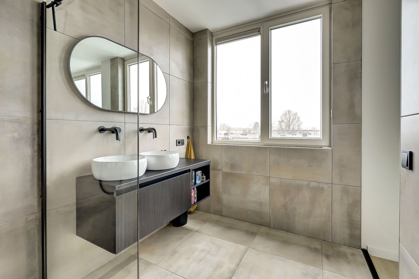 Foto 25 van Troelstrastraat 10