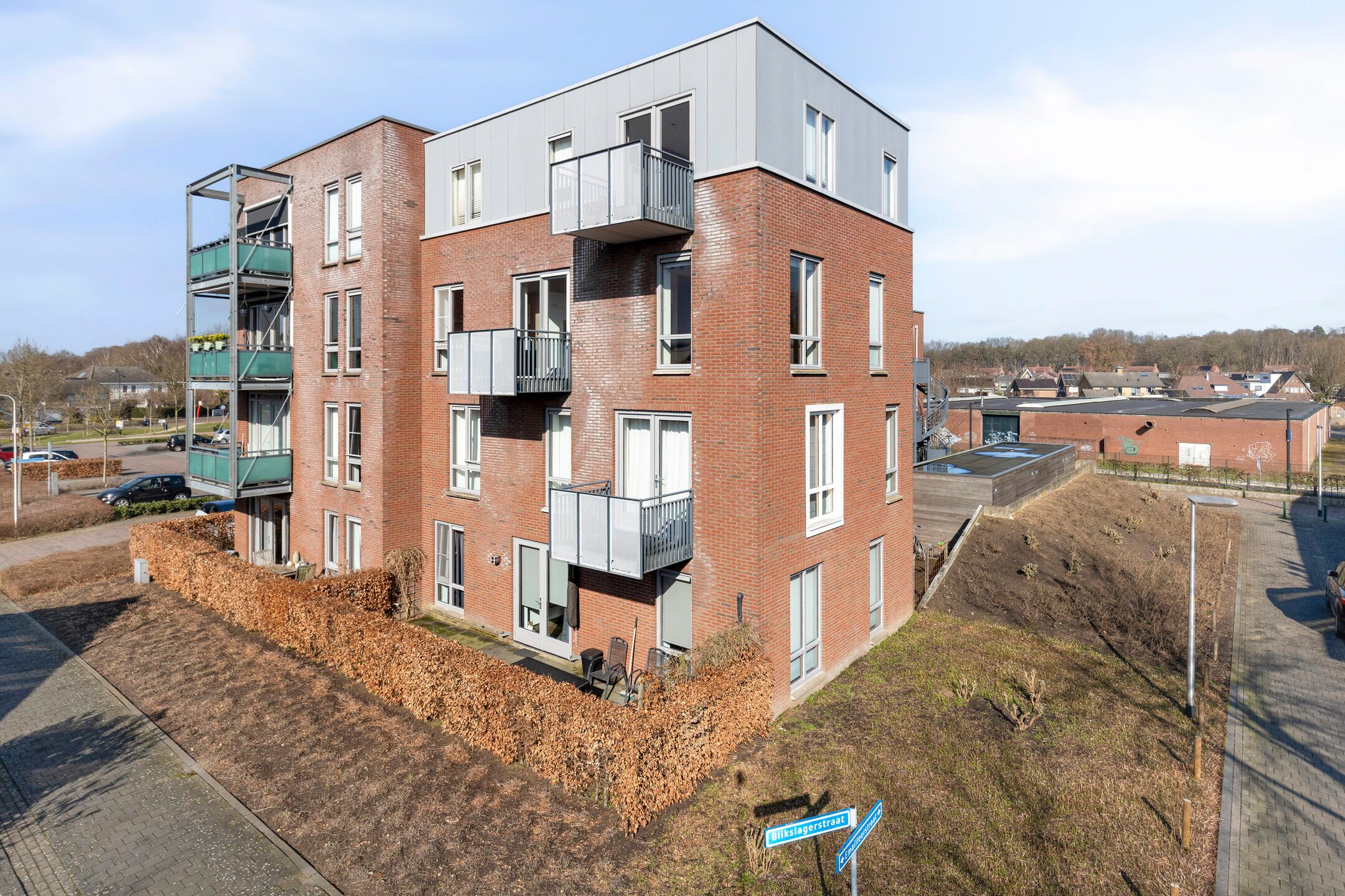 Photo 6 of Waakvlamstraat 28