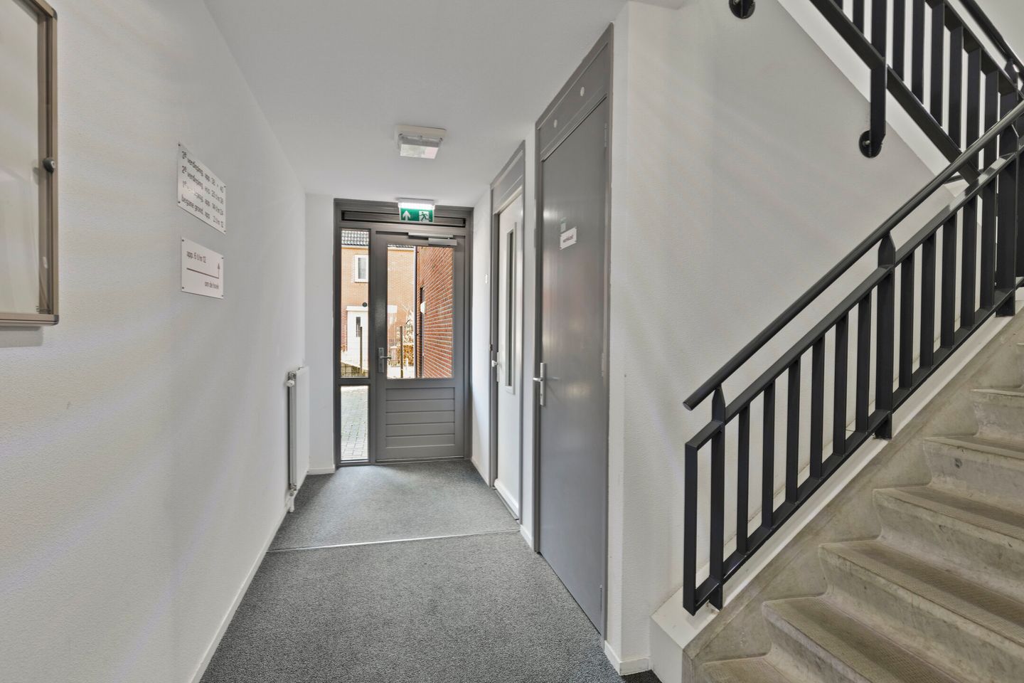 Photo 10 of Waakvlamstraat 28