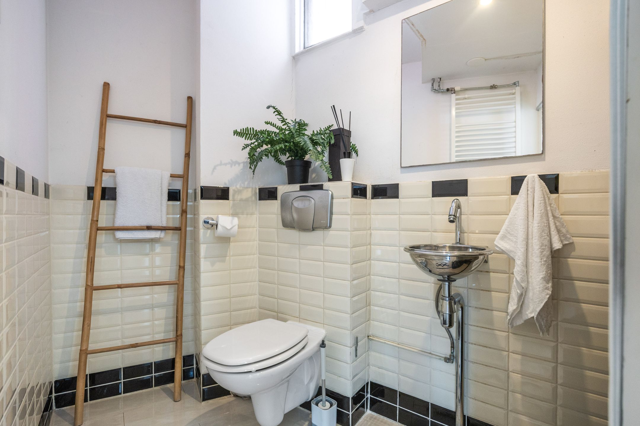 Photo 6 of Noorderbinnensingel 77