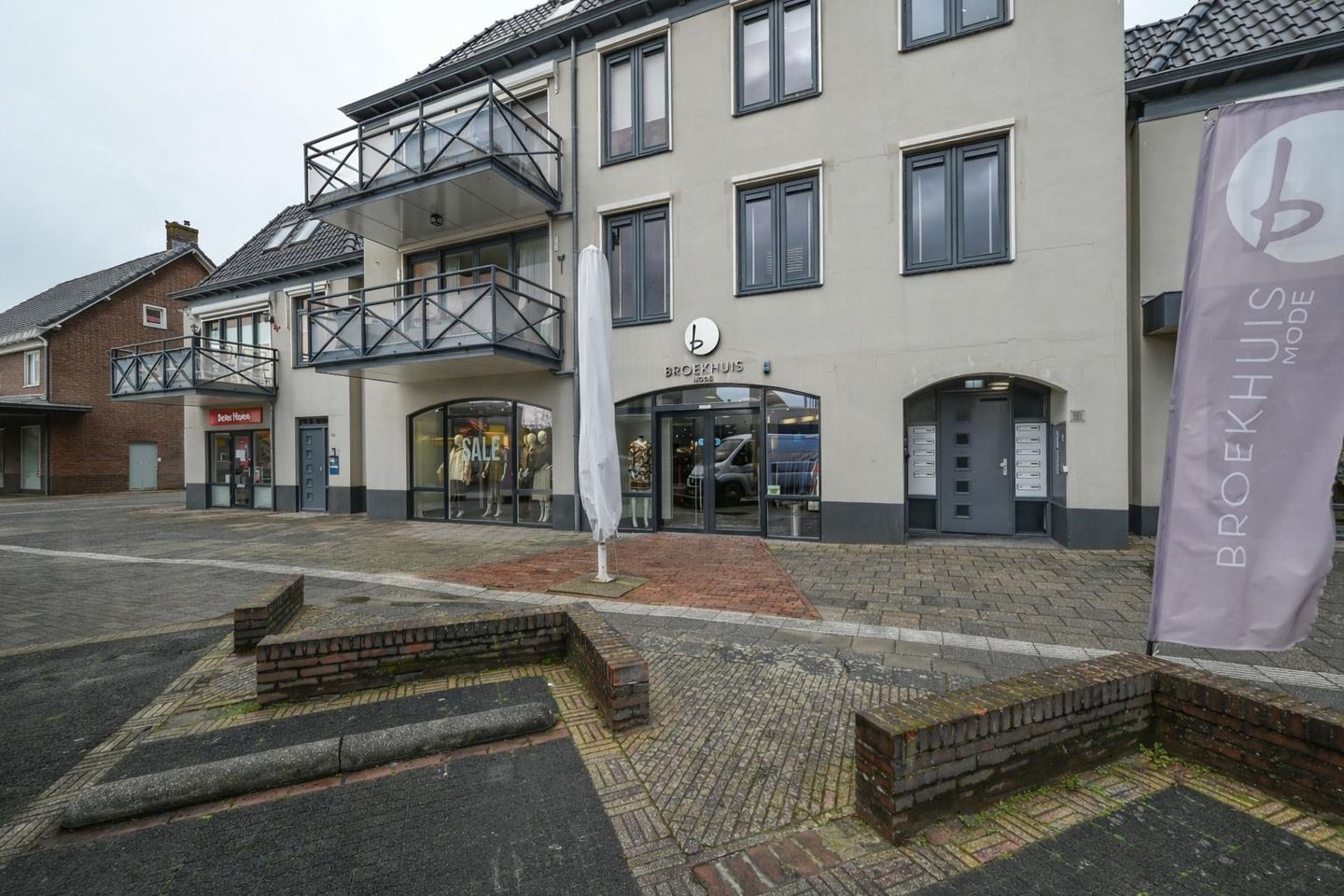 Bekijk foto 4 van Dorpsstraat 80