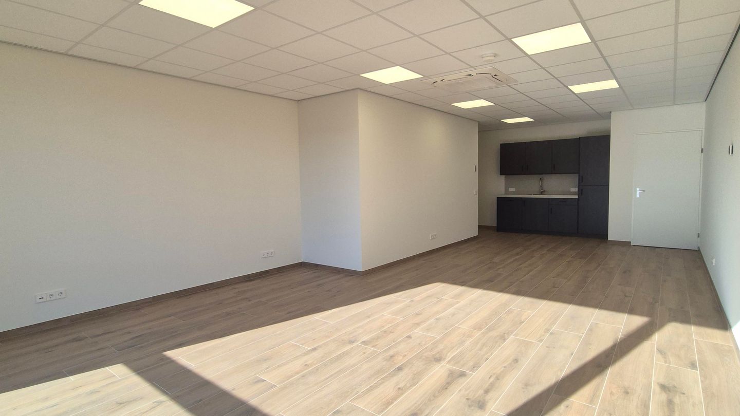 View photo 3 of Marinus van Meelweg 34-08