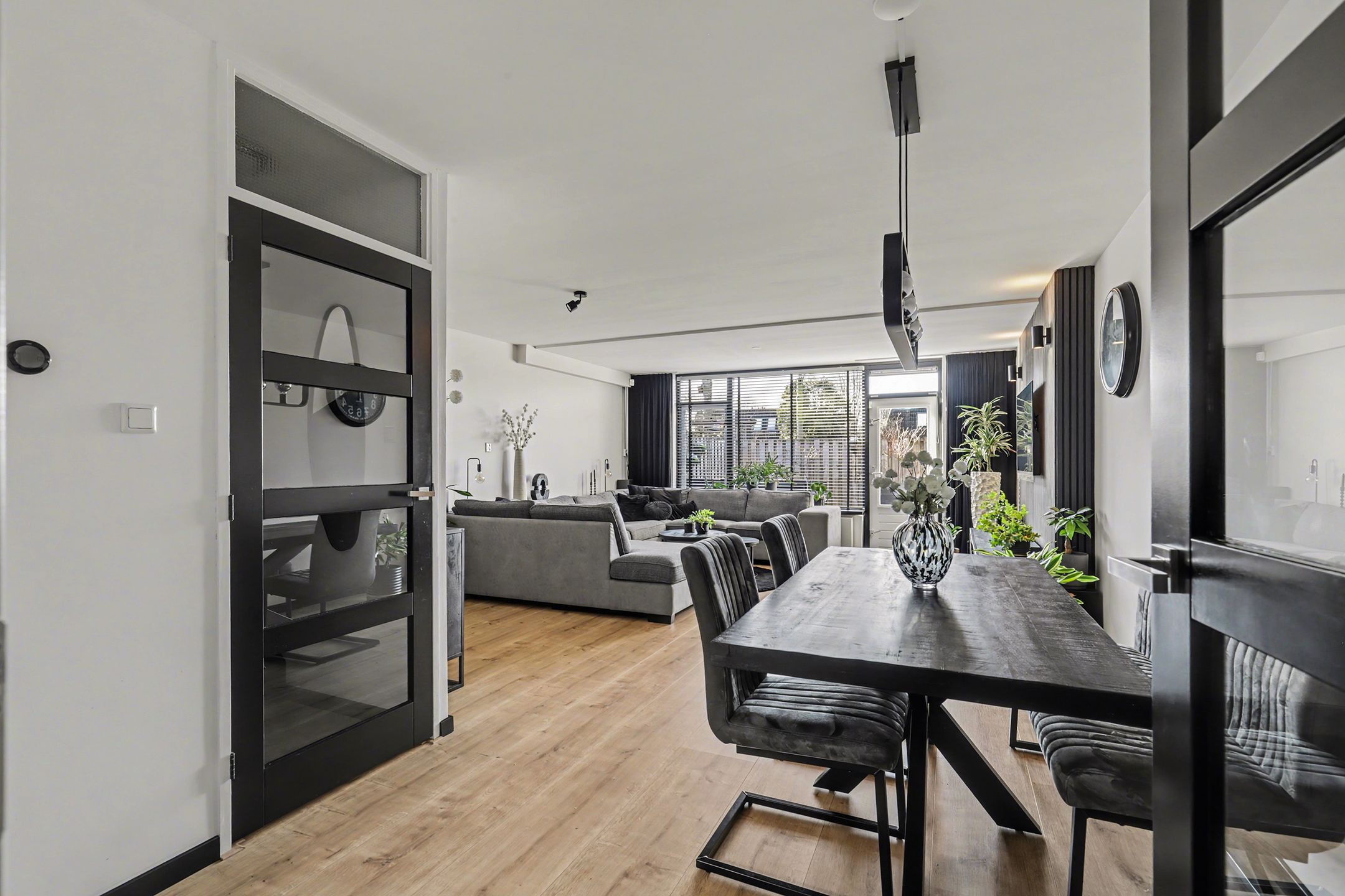 Foto 12 van Jean-Paul Sartre-erf 86