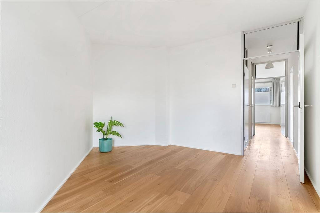 Photo 13 of Loenermark 563