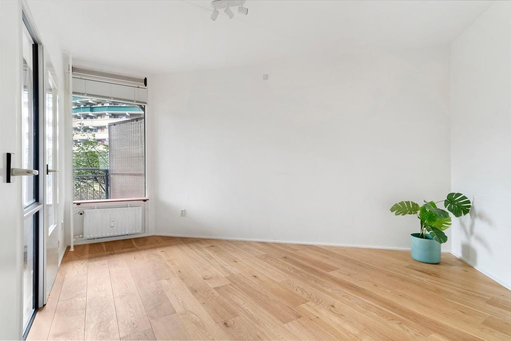 Photo 14 of Loenermark 563