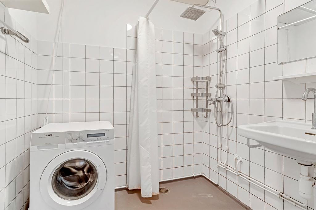 Photo 18 of Loenermark 563