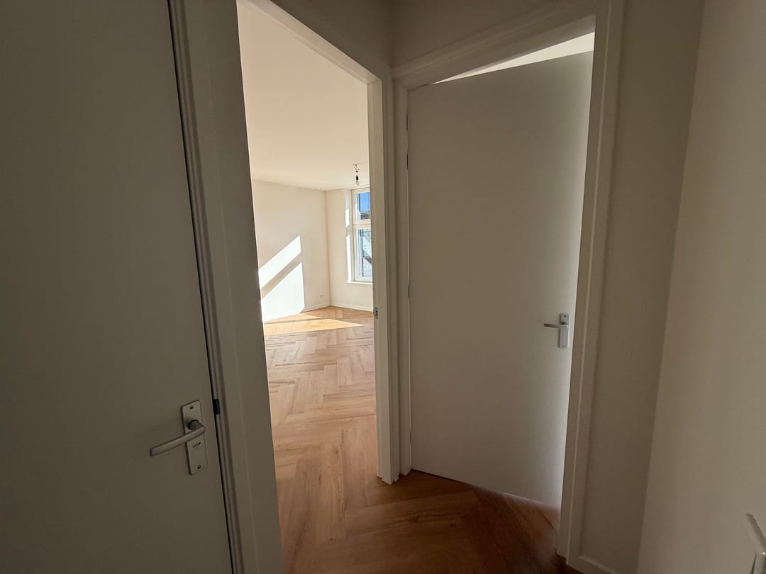 Photo 7 of Hoofdstraat 79-A