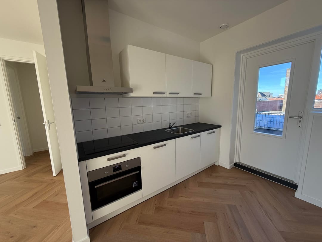 Photo 11 of Hoofdstraat 79-A