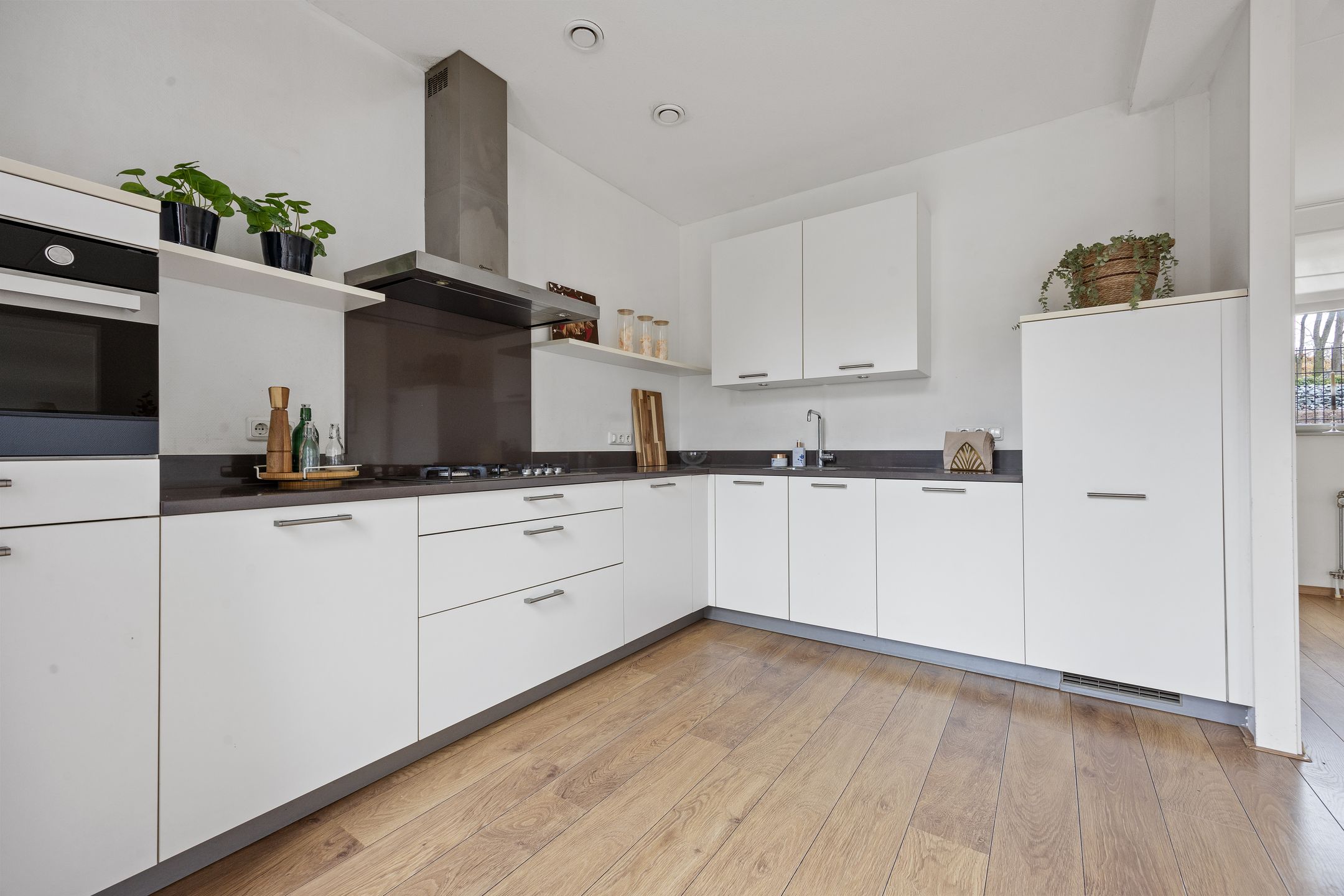 Photo 3 of Margrietlaan 37