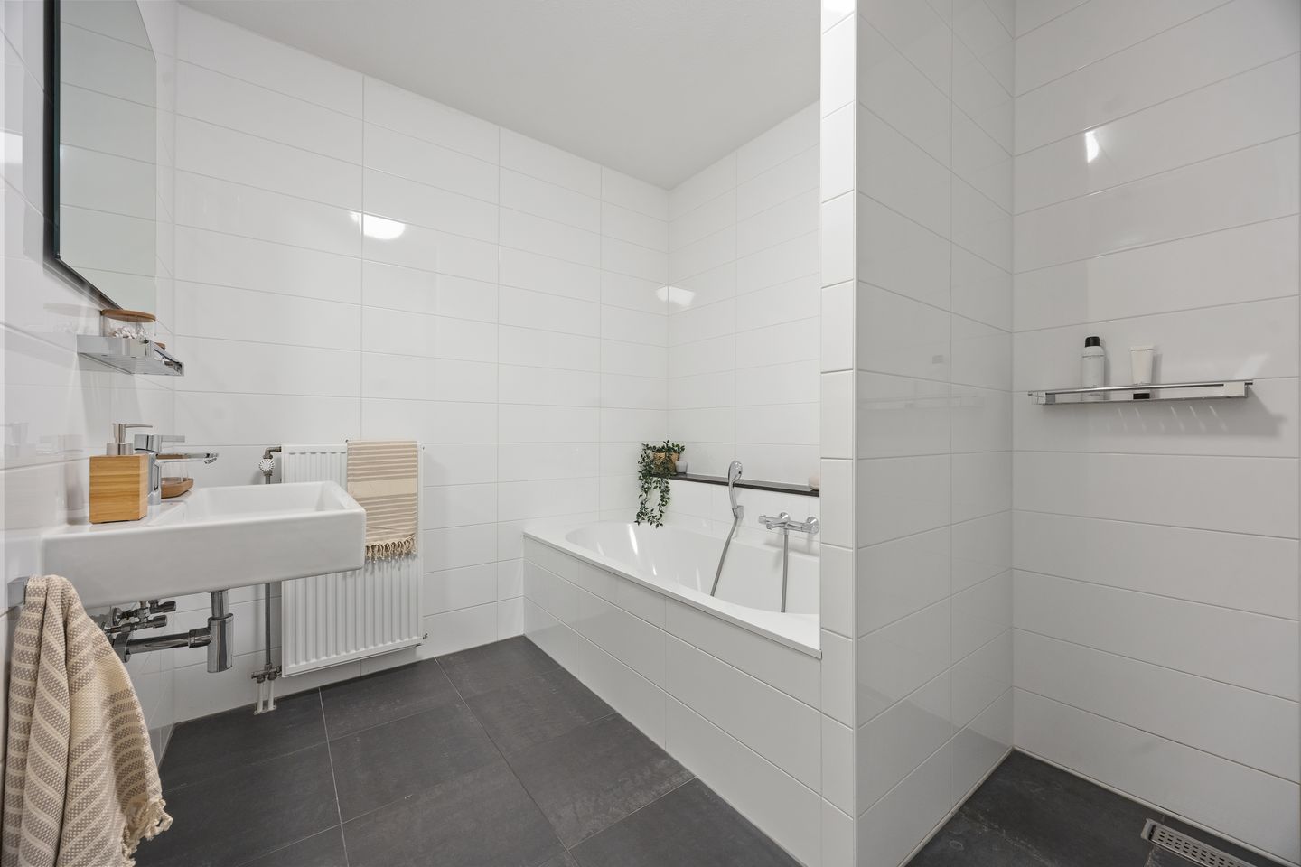 Photo 25 of Margrietlaan 37