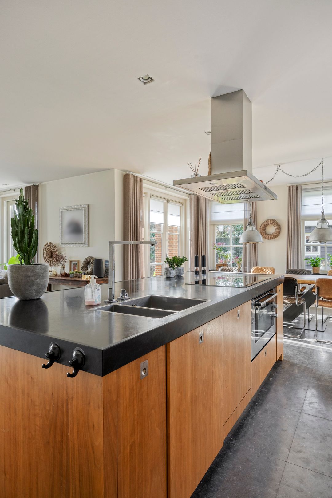 Photo 23 of Laakweg 94