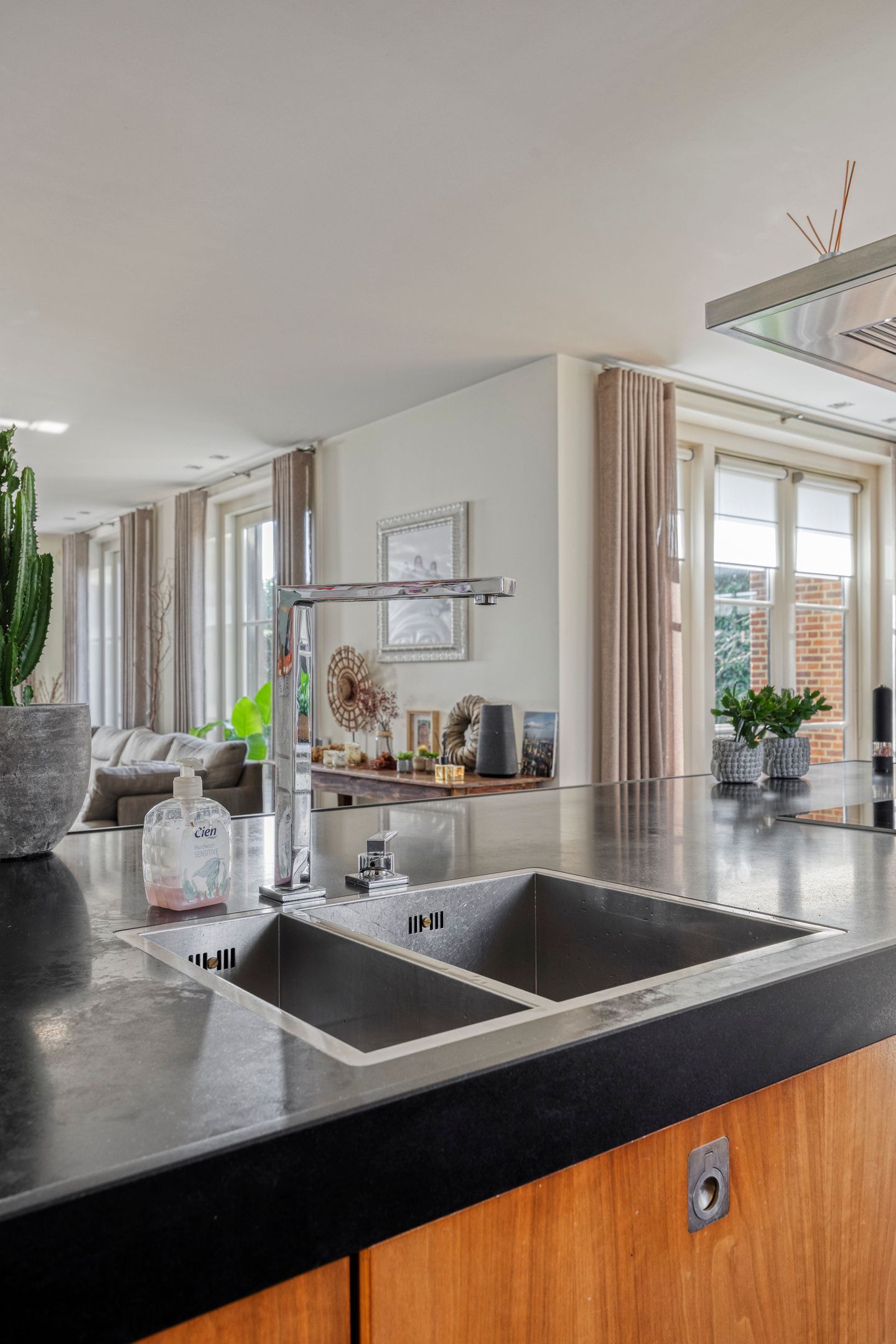 Photo 25 of Laakweg 94