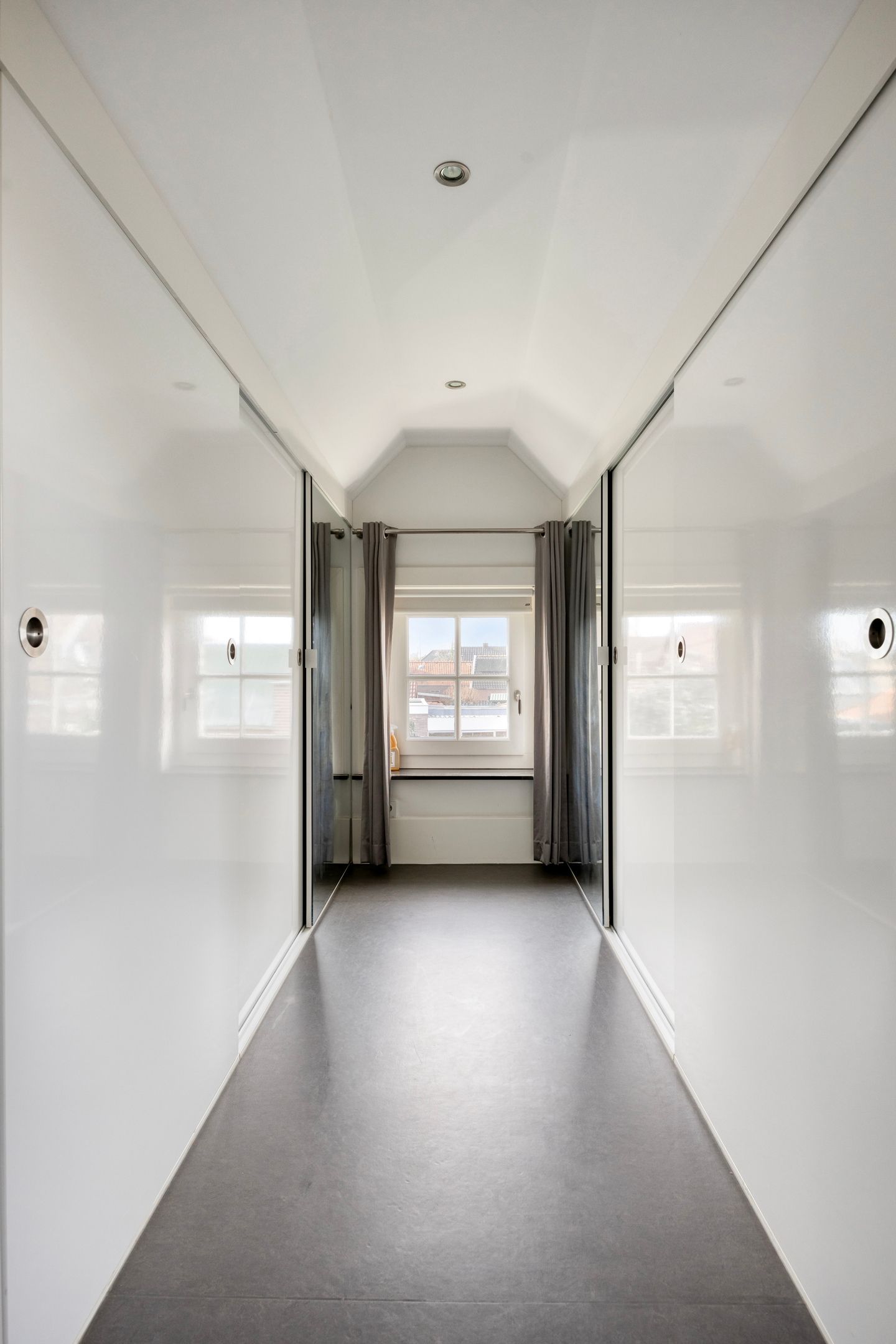 Photo 36 of Laakweg 94