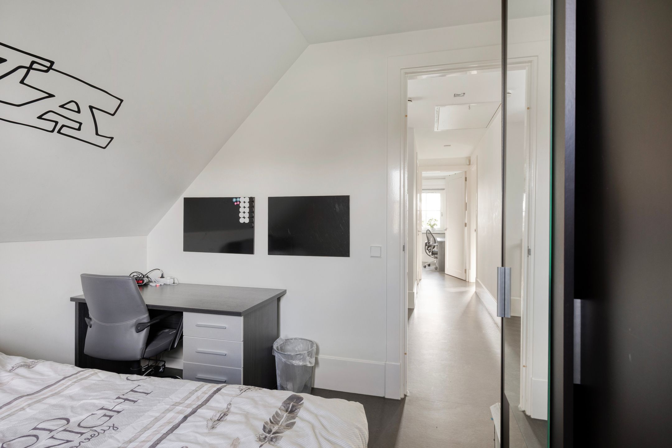 Photo 39 of Laakweg 94