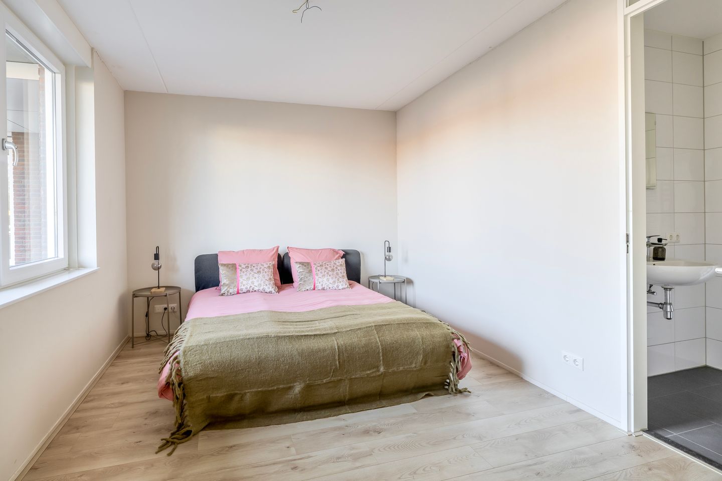 Photo 34 of Lagekerk 17