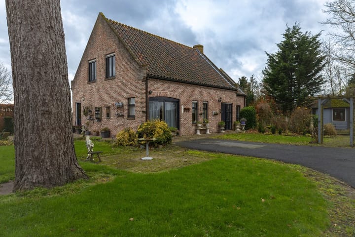 Photo 2 of Binnenweg 1