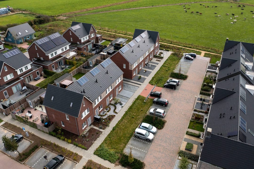 Foto 1 van Pastoor van Tielstraat 48