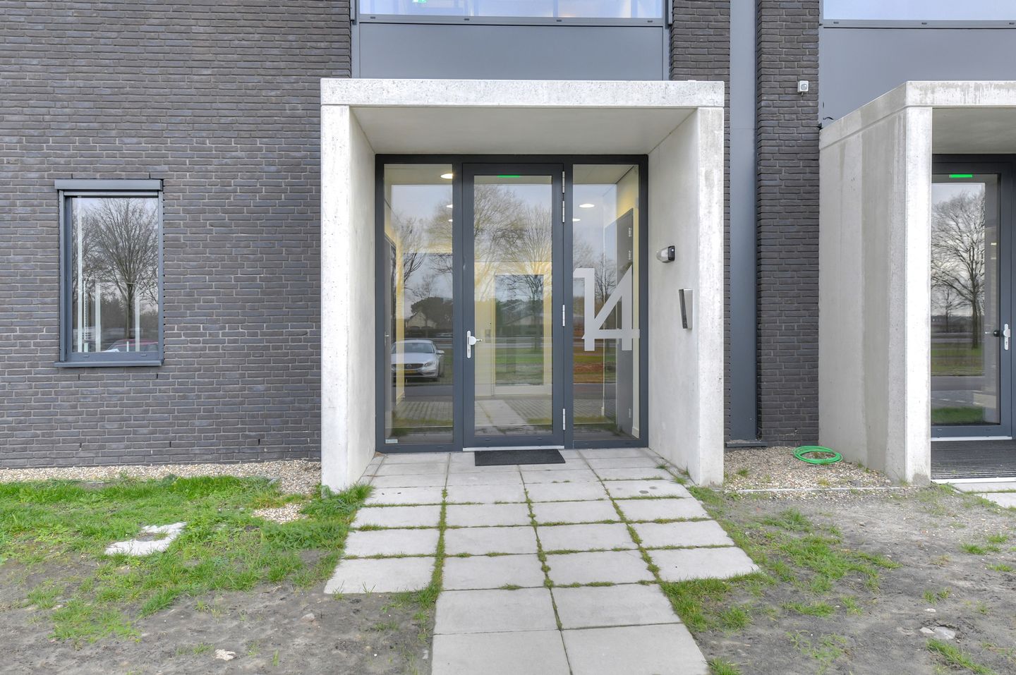 Bekijk foto 5 van Bredasebaan 14