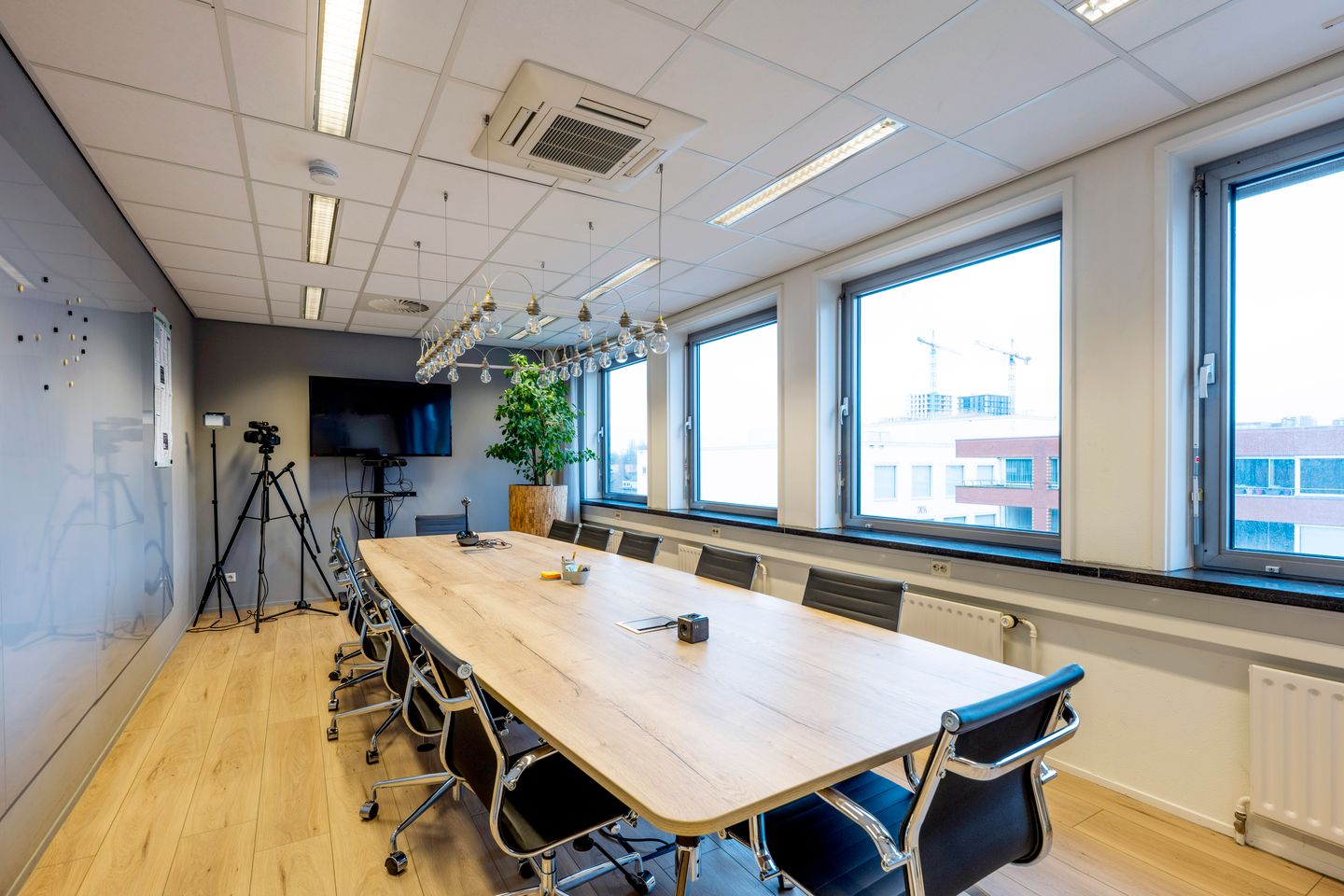 View photo 4 of Rembrandtweg 39