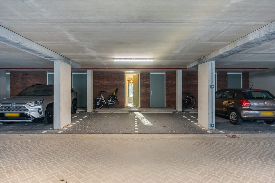 Foto 7 van Oranjeboomstraat 18-B