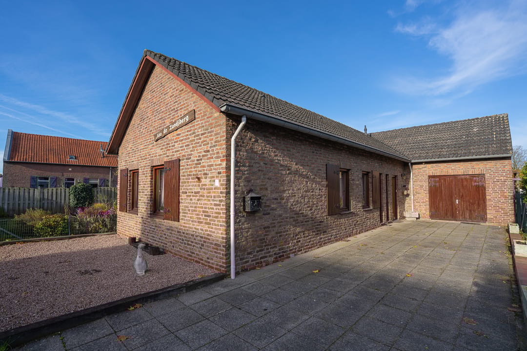 Foto 16 van Daelenbroekweg 1