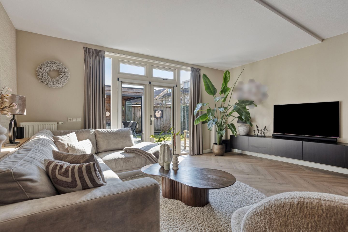 Foto 5 van Haarspit 15