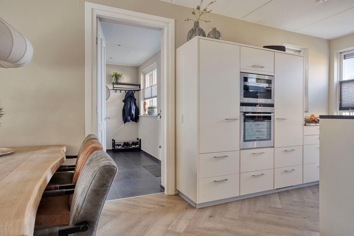 Foto 14 van Haarspit 15