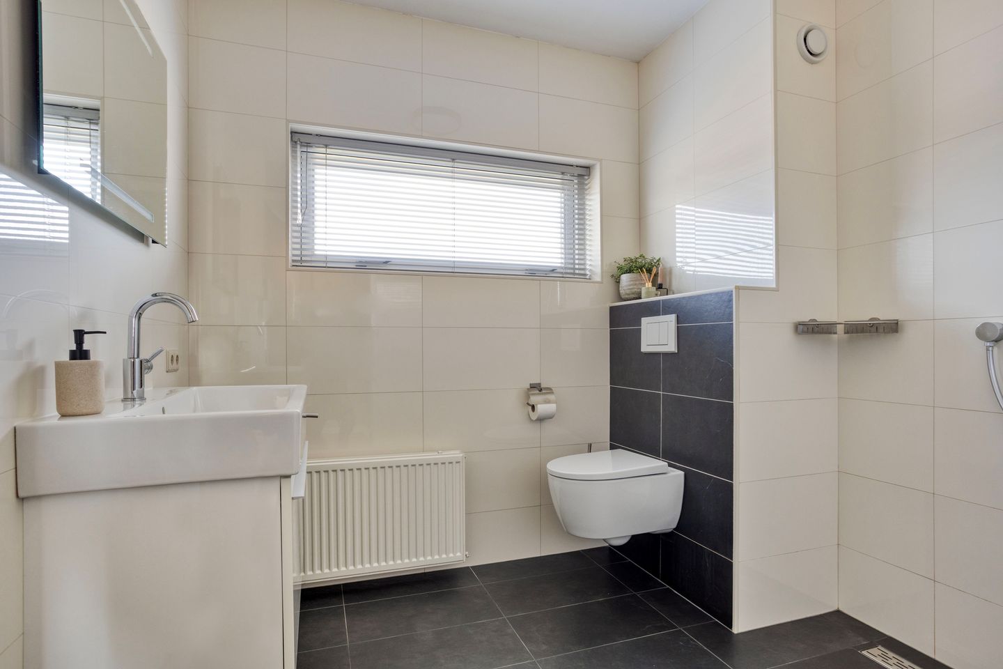 Foto 25 van Haarspit 15