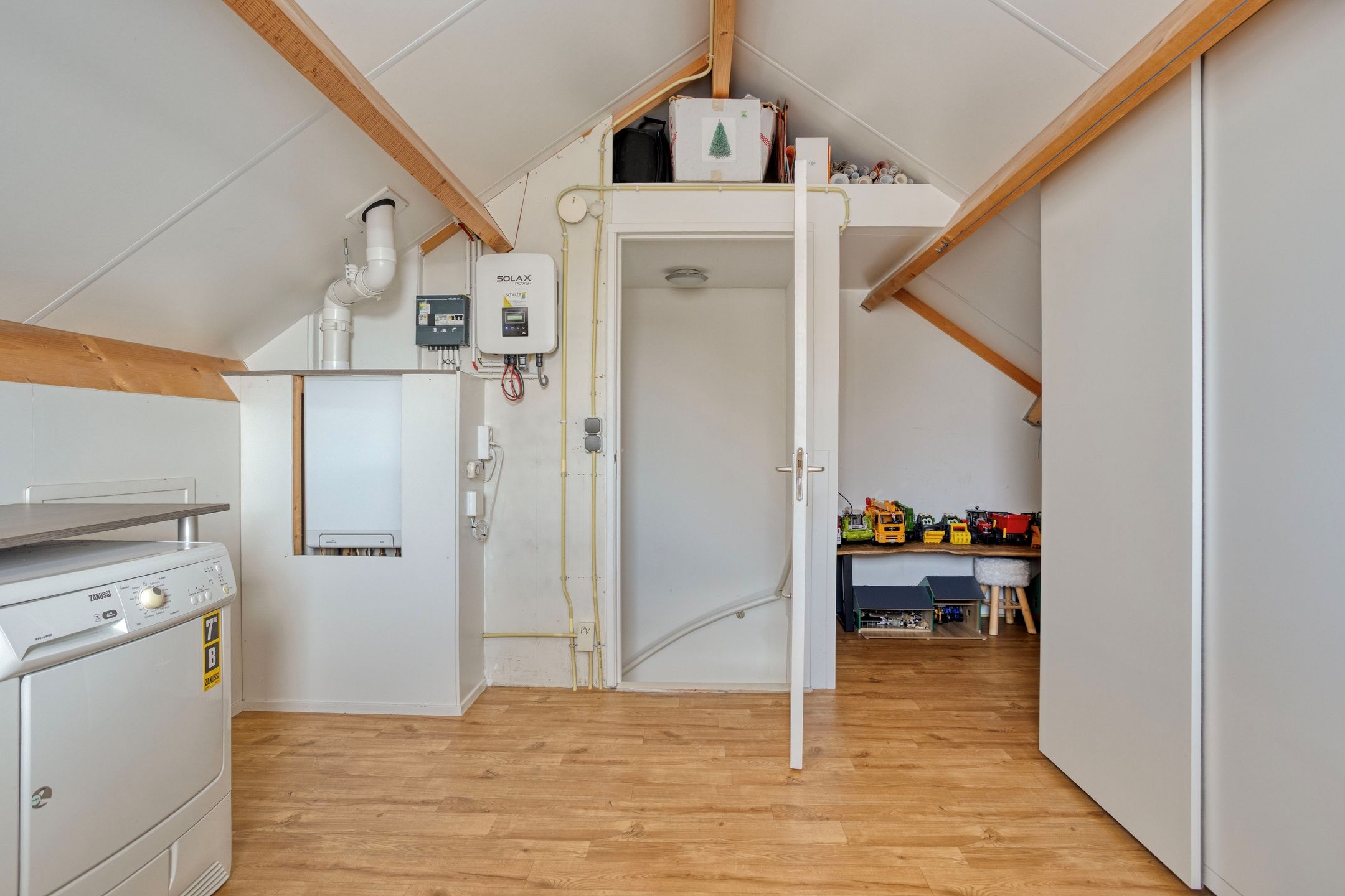 Foto 27 van Haarspit 15