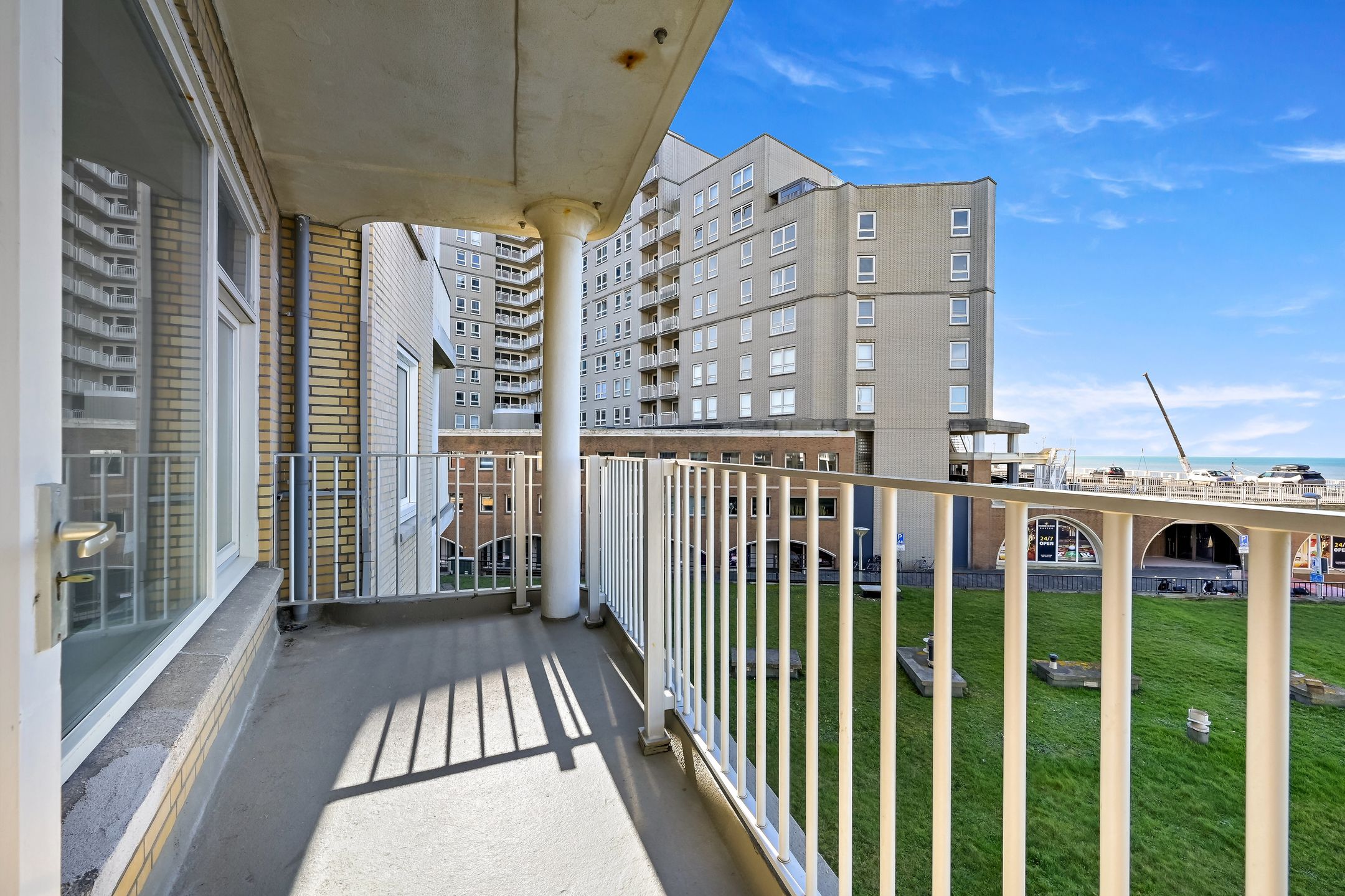 Foto 15 van Zeekant 94-G