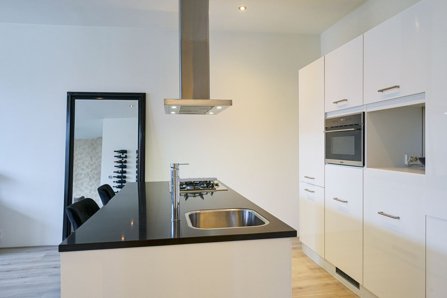 Foto 10 van C.P.Tielestraat 27-B01