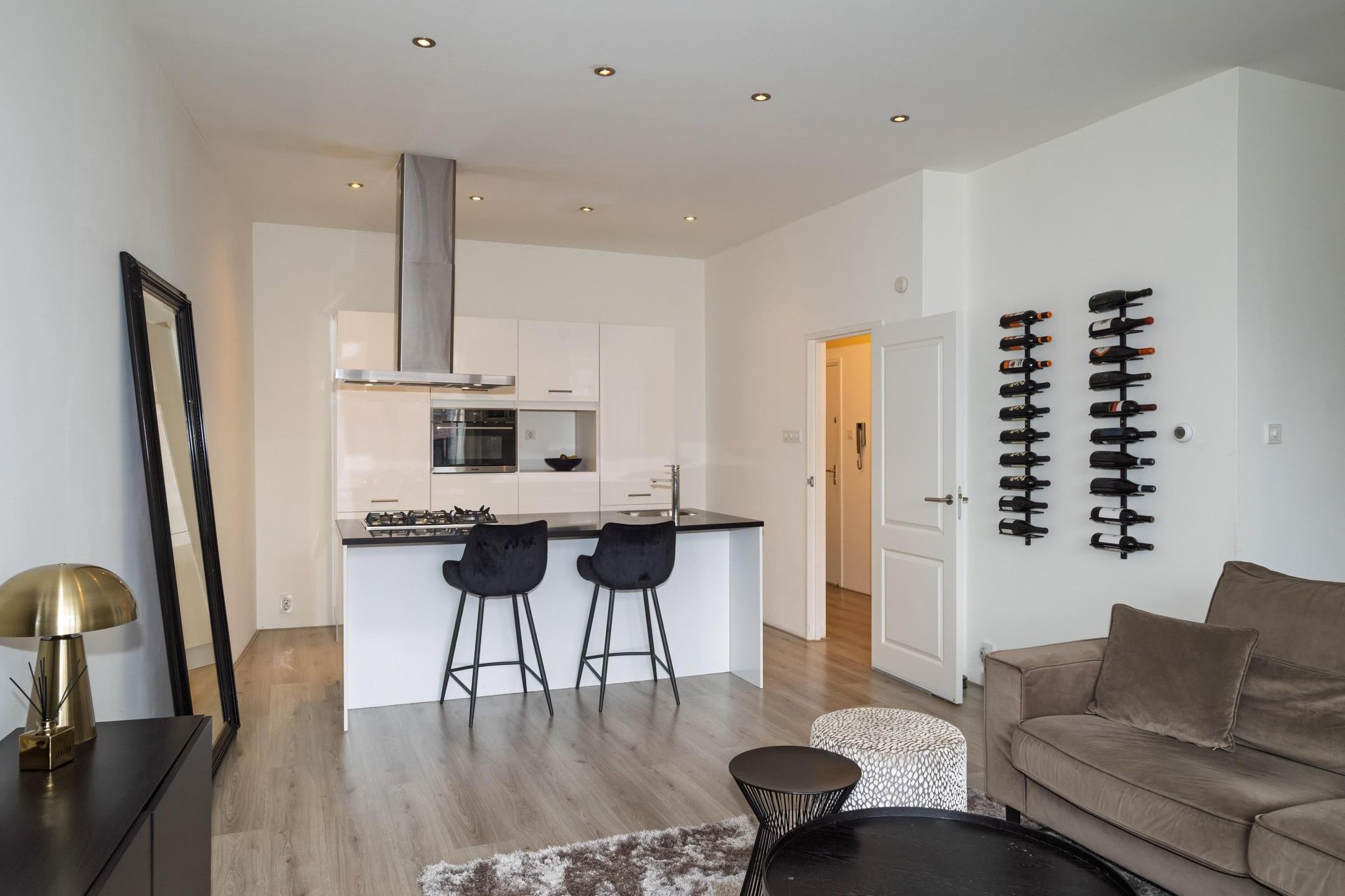 Foto 18 van C.P.Tielestraat 27-B01