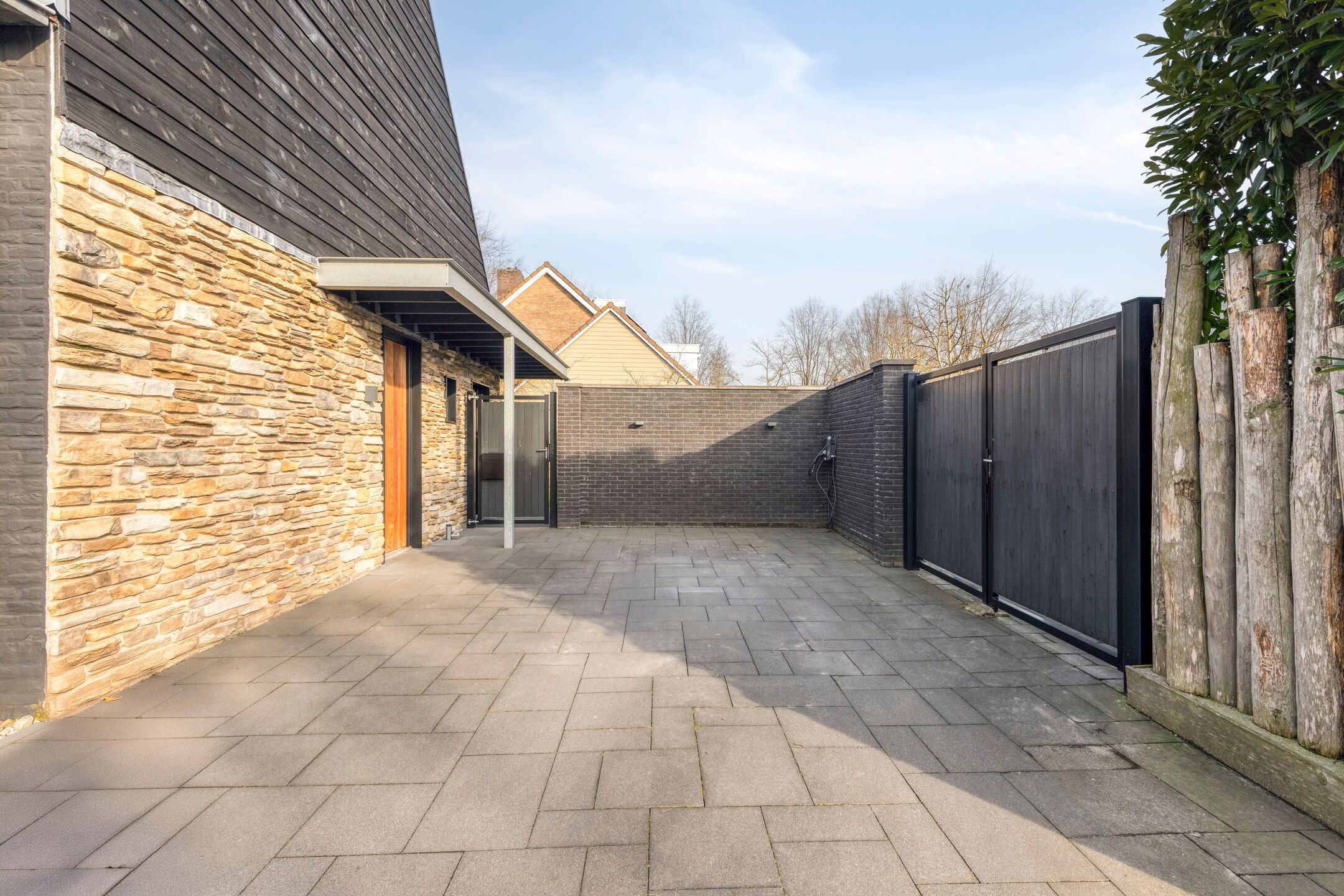 Foto 3 van Moergestelseweg 7