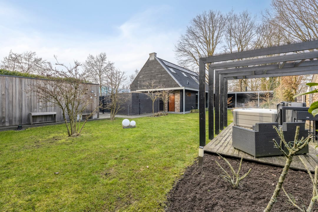 Foto 53 van Moergestelseweg 7