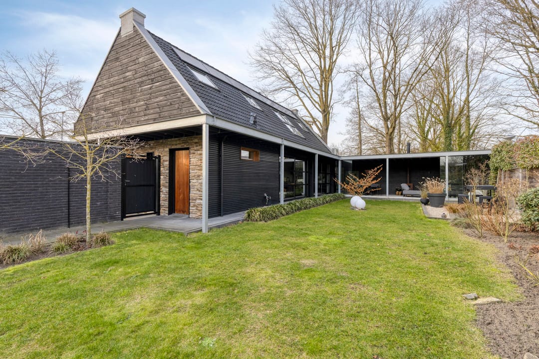 Foto 56 van Moergestelseweg 7